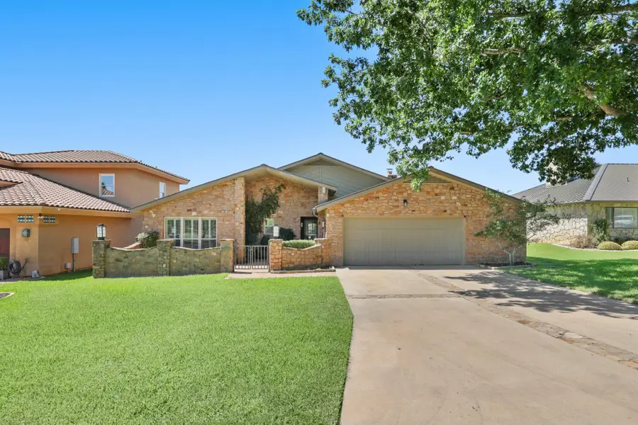 203 Longhorn, Horseshoe Bay, TX 78657 - #2