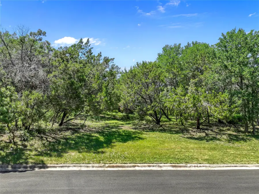 3311 Gentry Dr, West Lake Hills, TX 78746 - Image #2