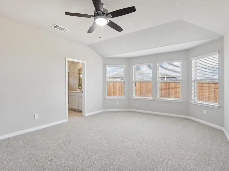 133 Sleep Holw, Jarrell, TX 76537 - #2