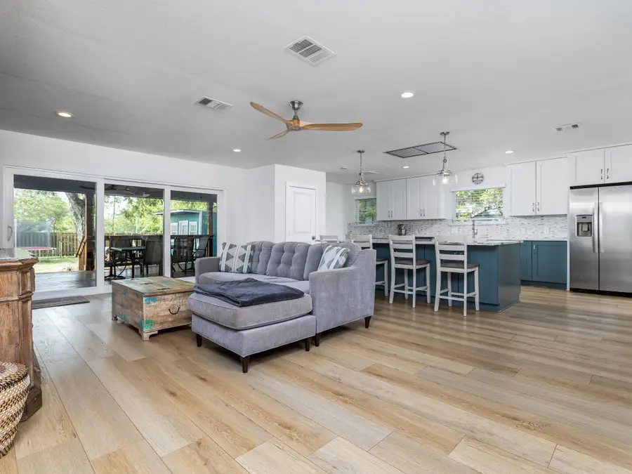 1109 Justin Ln, Austin, TX 78757 - #3