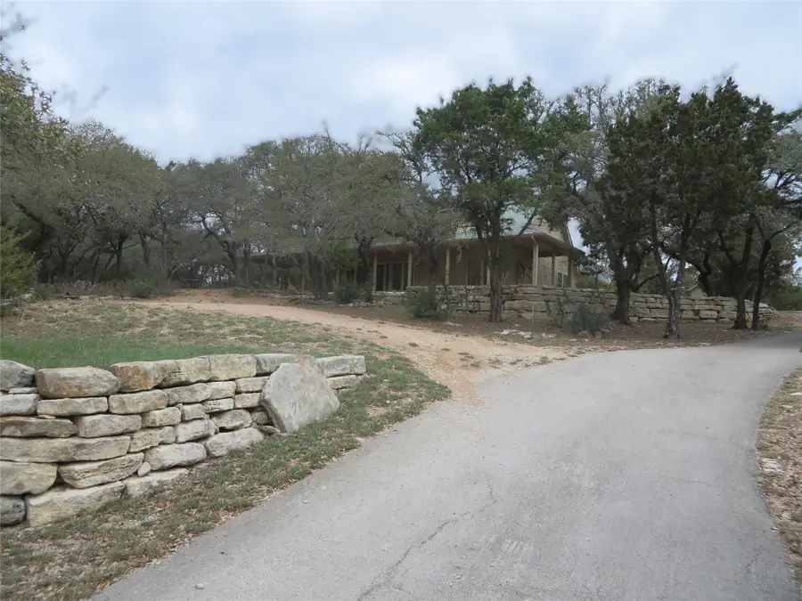 1761 Cottonwood Rd, Fischer, TX 78623 - #2
