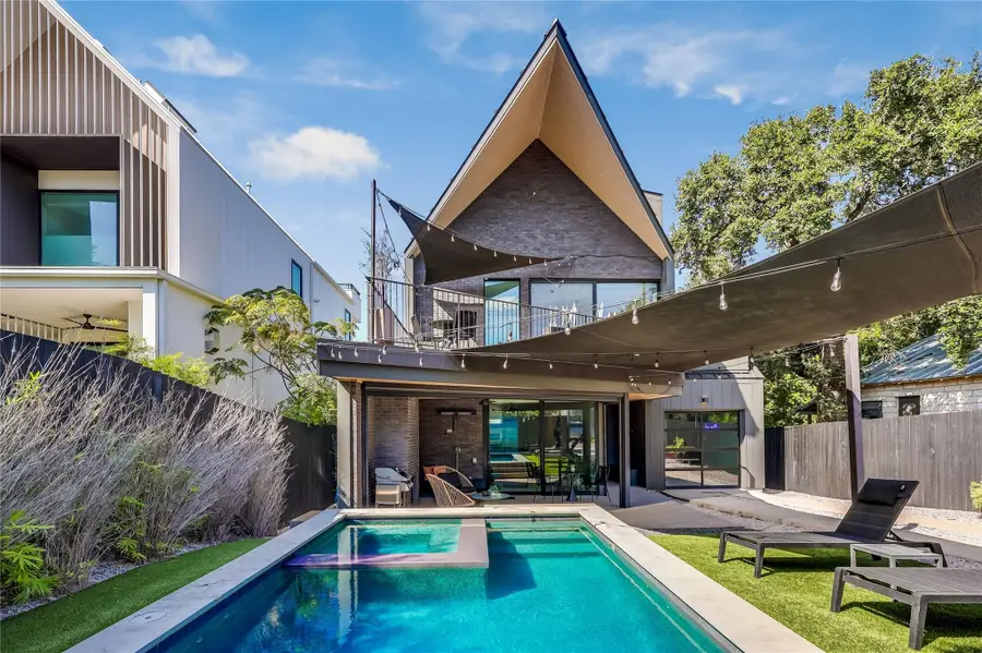 702 W Elizabeth St, Austin, TX 78704 - #2