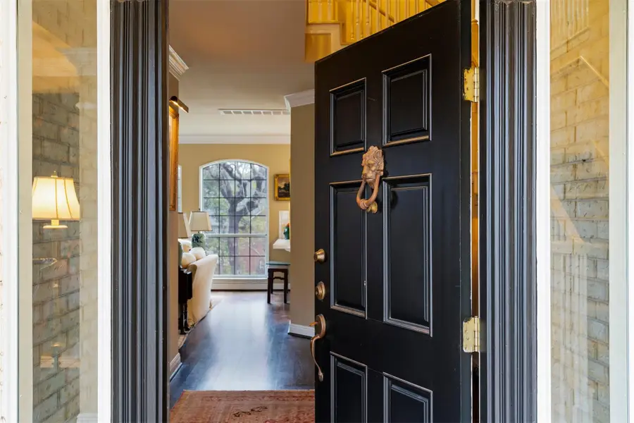 10511 Skyflower Dr, Austin, TX 78759 - Image #3