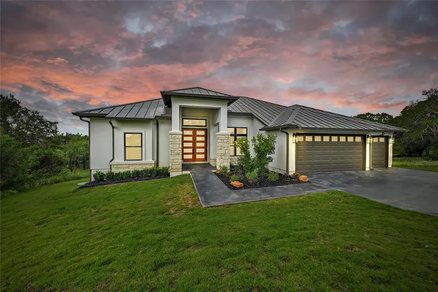 1404 Fault Line Dr, Horseshoe Bay, TX 78657 - #2