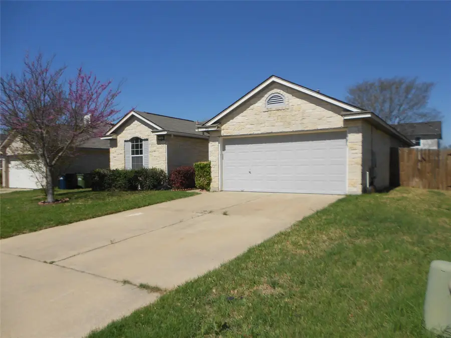 701 Los Robles Rd, Leander, TX 78641 - #3