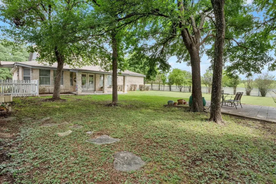 808 Golden Oaks Rd, Georgetown, TX 78628 - #3