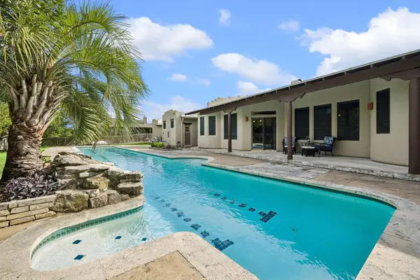 22227 Oban Dr, Spicewood, TX 78669