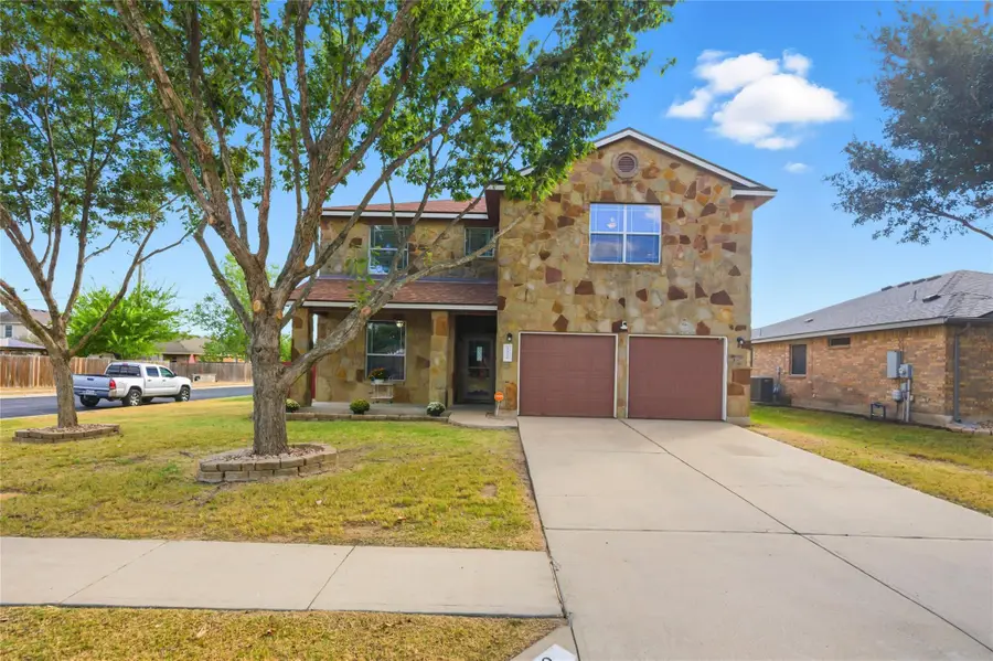 122 Mossy Rock Cv, Hutto, TX 78634 - Image #2
