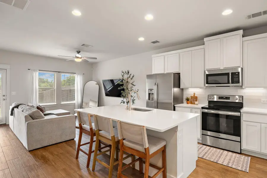13501 Metric Blvd #25, Austin, TX 78727 - #2