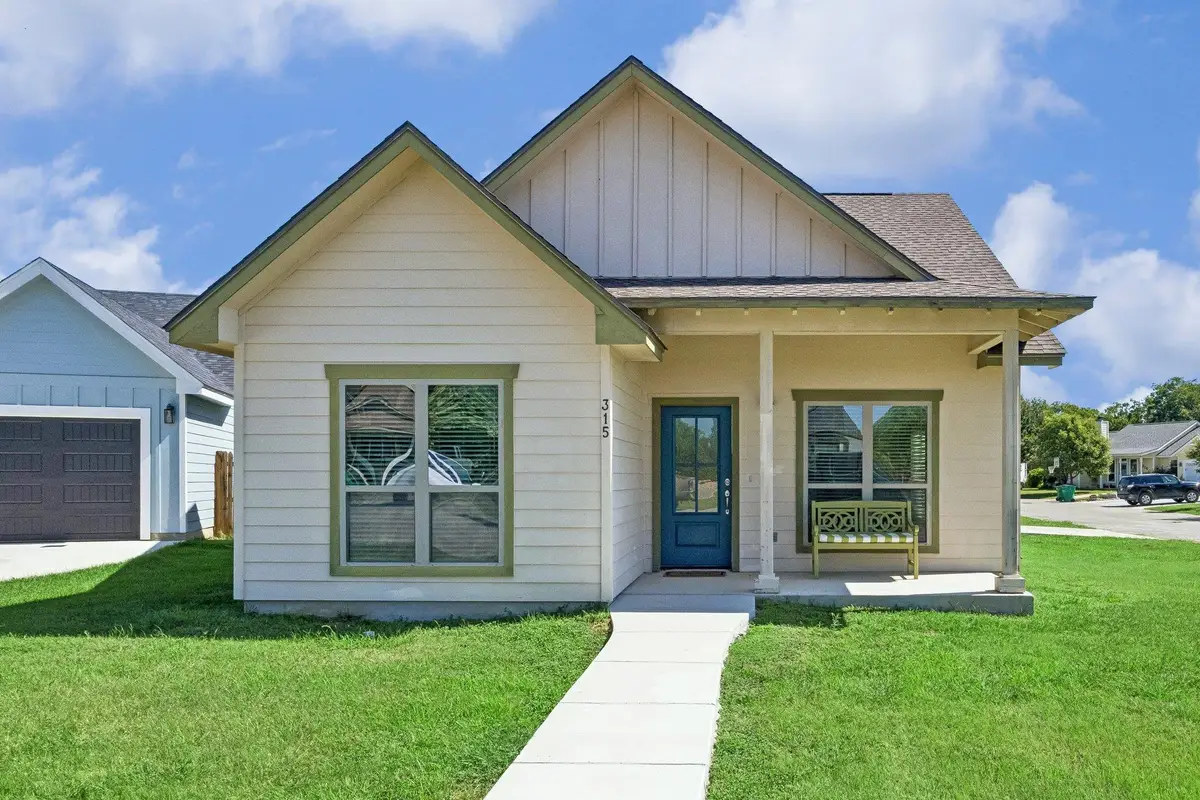 315 Sage Cir, Blanco, TX 78606 - #1