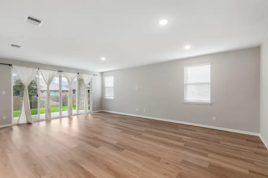 117 Alistair Dr, Georgetown, TX 78633 - #3
