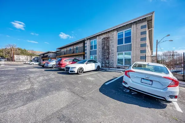 2401 Manor St Rd #118, Austin, TX 78722