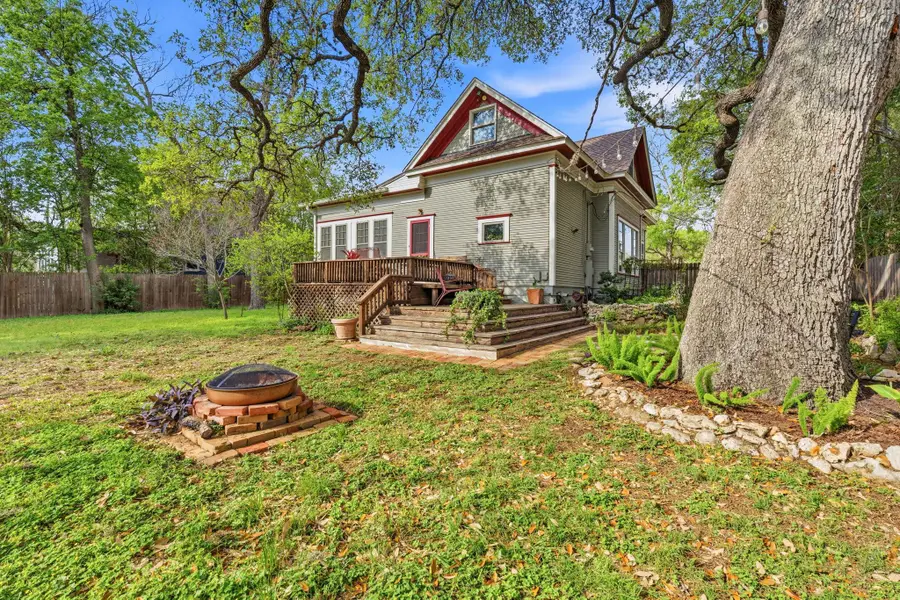 410 Cibilo St, Lockhart, TX 78644 - #3