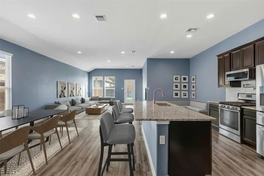 120 Cyril Dr, Hutto, TX 78634 - #2