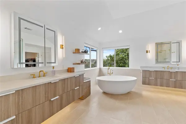 9568 Indigo Brush Dr, Austin, TX 78726