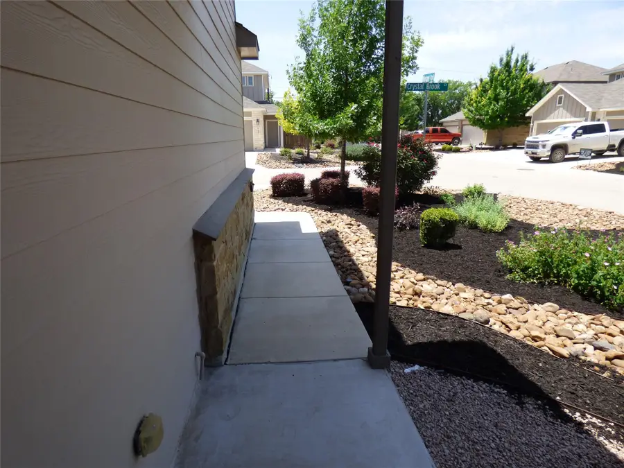 918 Crystal Brook Cv, New Braunfels, TX 78130 - Image #3