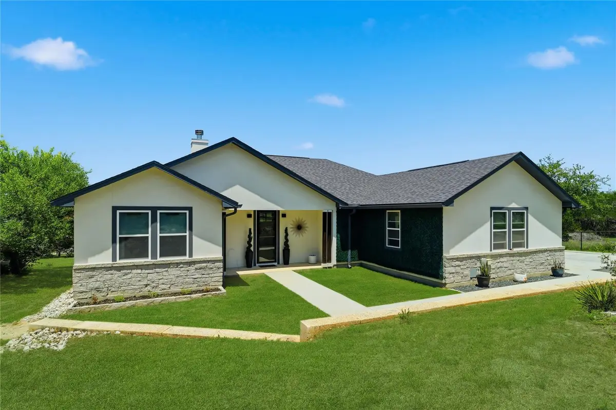 624 Juniper Ct, Fischer, TX 78623 - #1