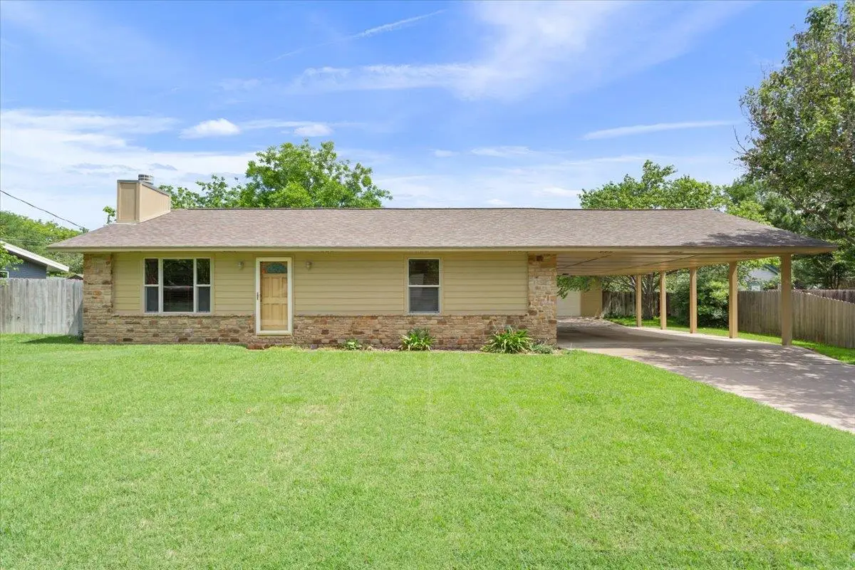 1115 Hackberry Dr, Marble Falls, TX 78654 - #1