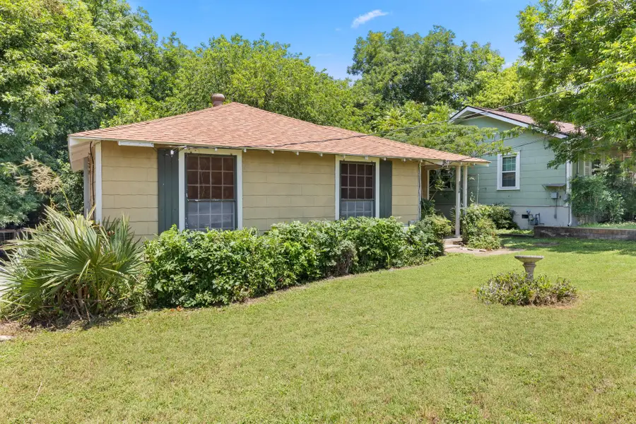 3704 Cherrywood Rd, Austin, TX 78722 - #2