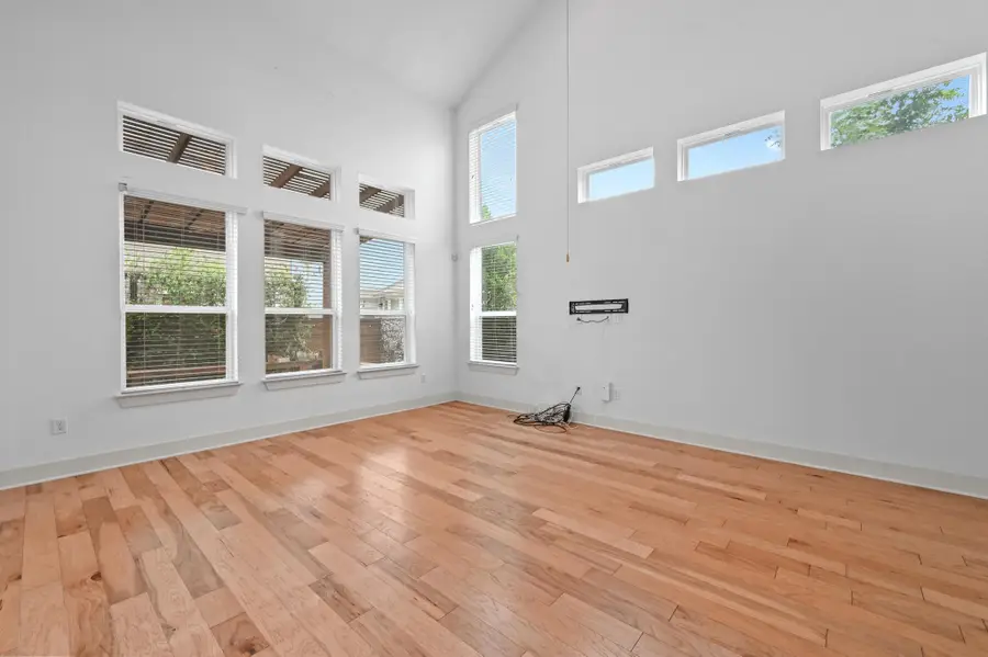 5900 Swayden Ln, Austin, TX 78745 - #3