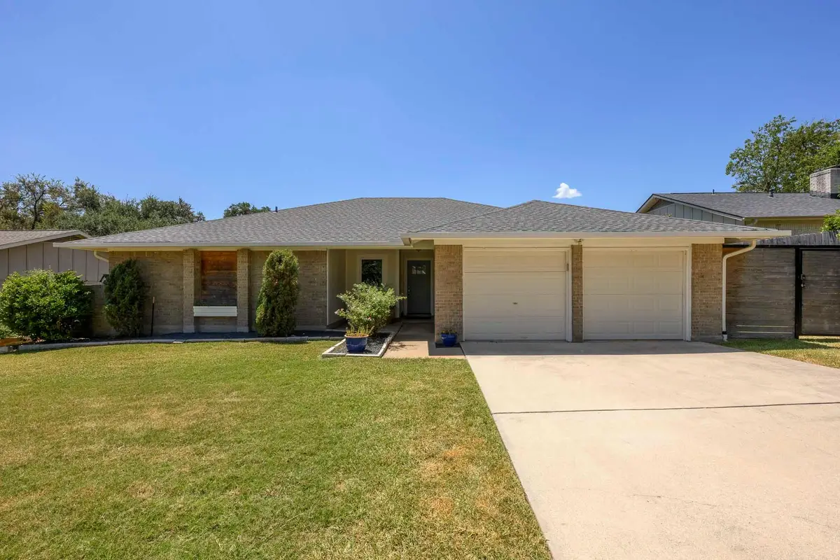 2717 Charlesworth Dr, Austin, TX 78745 - #1