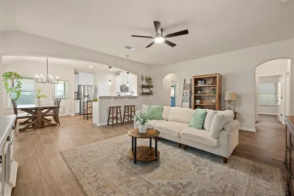 437 Rusk Bluff Ave, Leander, TX 78641