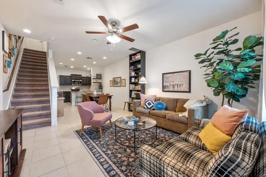 4400 Vaughan St #B, Austin, TX 78723 - #3
