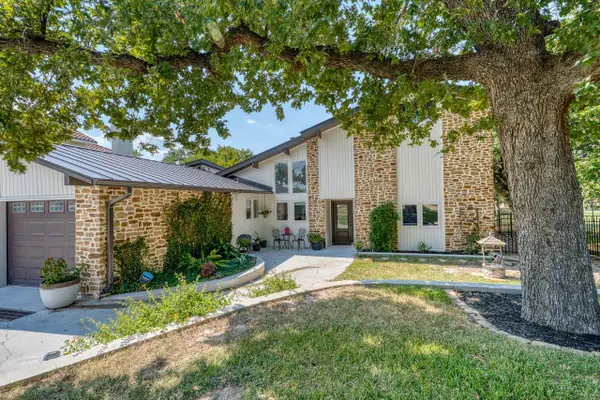 202 N Big Spur, Horseshoe Bay, TX 78657