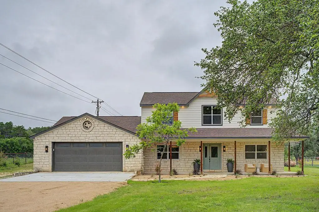 200 E Meadow Ln, Wimberley, TX 78676 - #1