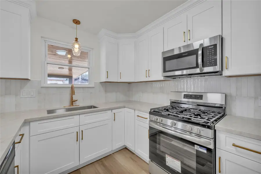 514 Sara Dr, Round Rock, TX 78664 - #2