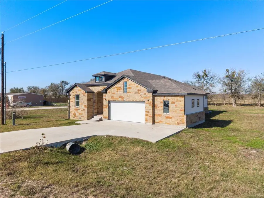 217 Gato Rd, Cedar Creek, TX 78612 - #2