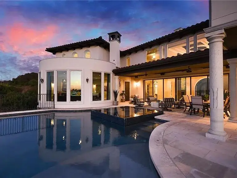 2204 Canonero Dr, Austin, TX 78746 - Image #3