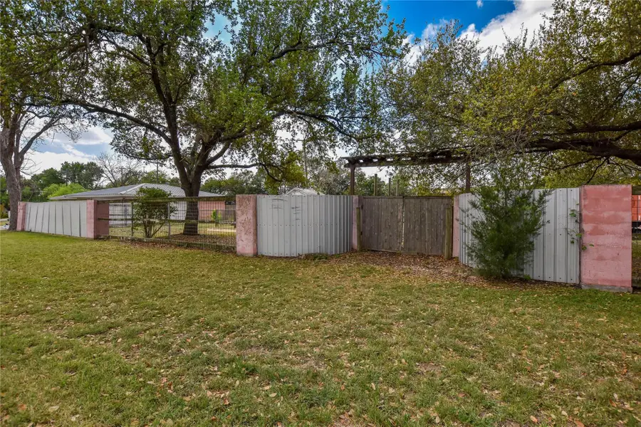 3317 Bosque Ln, Austin, TX 78754 - #3