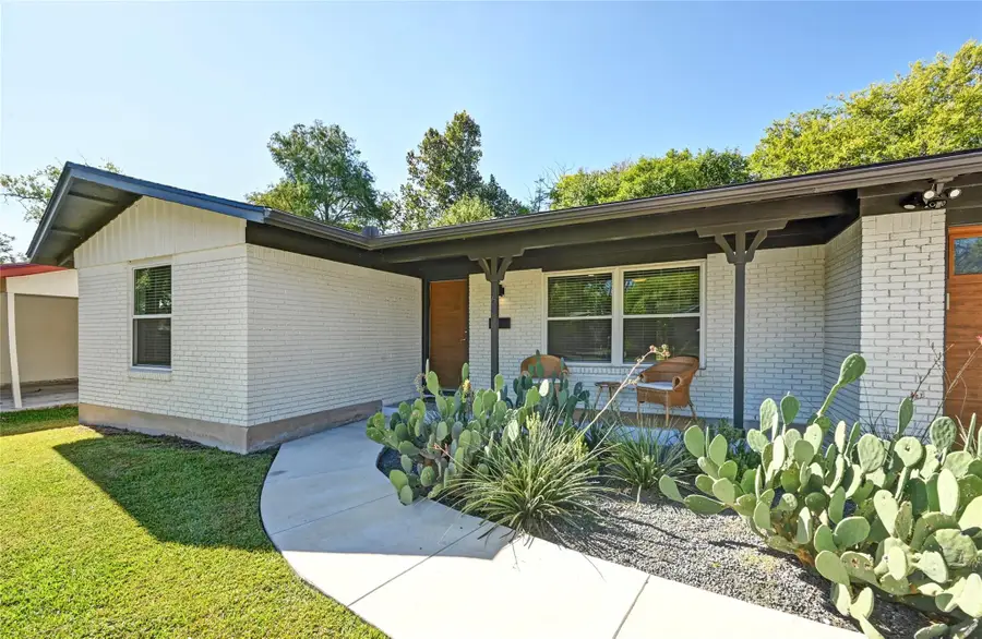 5600 Delwood Dr, Austin, TX 78723 - Image #3