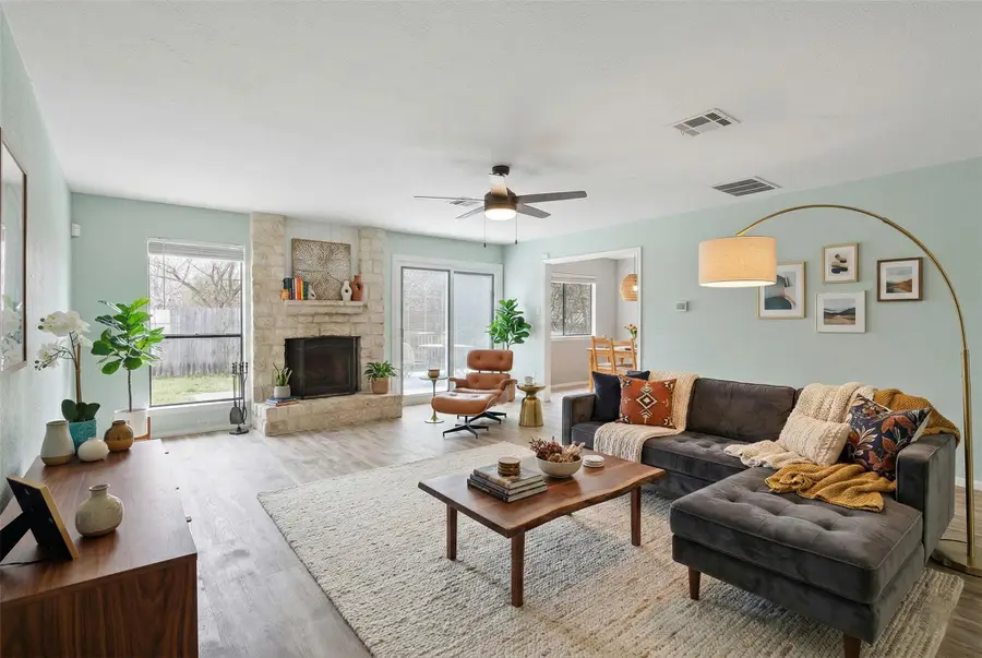 8007 Swindon Ln, Austin, TX 78745 - #2