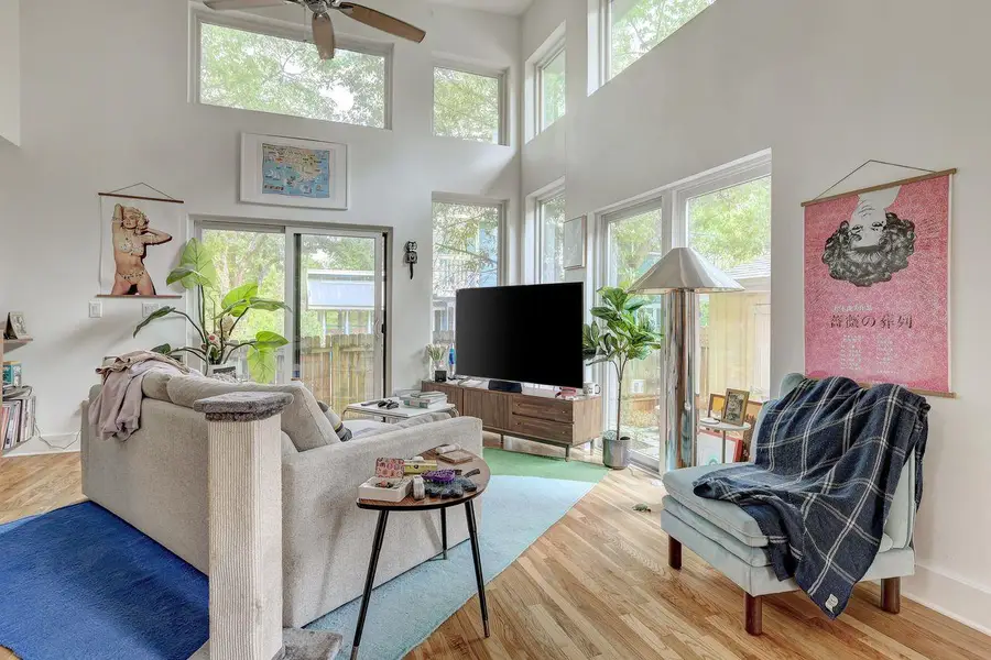 809 E 44th St, Austin, TX 78751 - #2