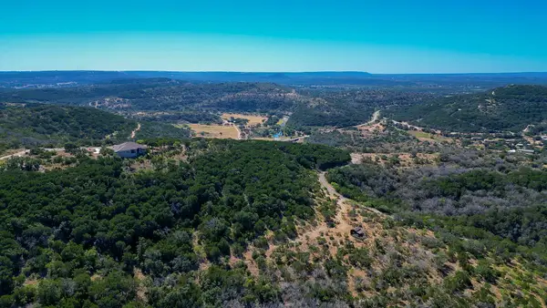 235 Chestnut Xing, Burnet, TX 78611