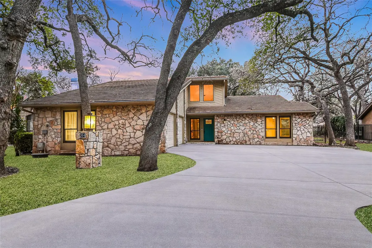 204 Blue Ground, Horseshoe Bay, TX 78657 - #1