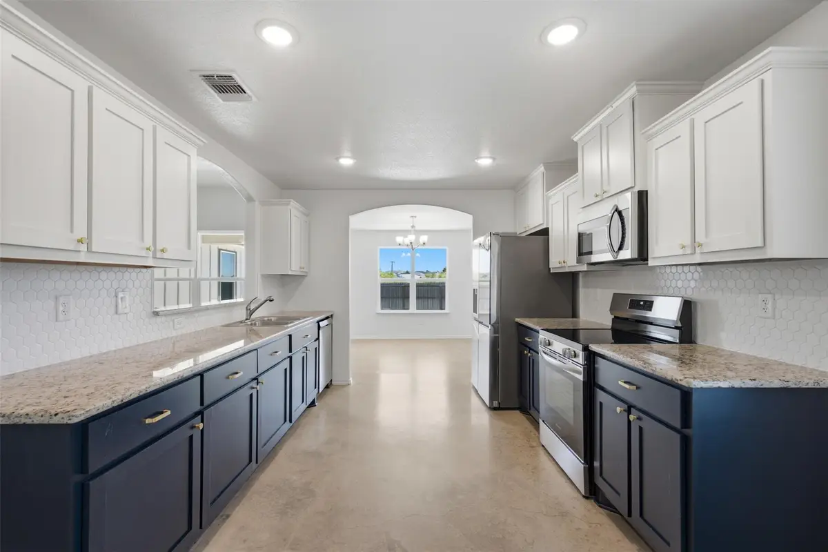 6606 Muggle Ave, Killeen, TX 76549 - #1