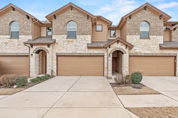 1001 Zodiac Ln #11, Round Rock, TX 78665