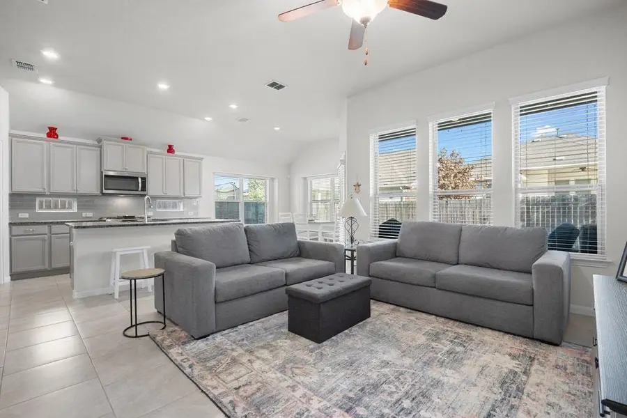 606 Linares Ln, Austin, TX 78748 - Image #3