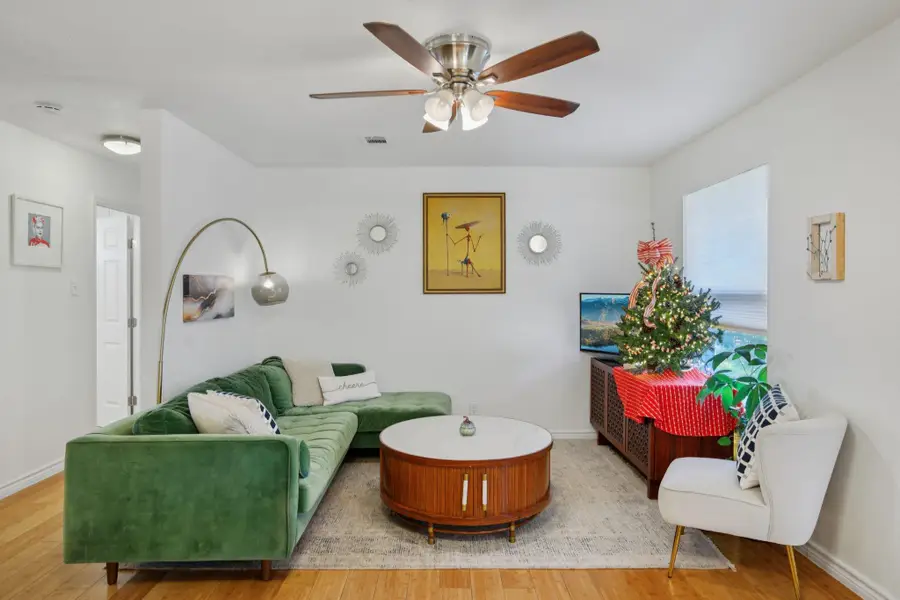 4413 Russell Dr, Austin, TX 78745 - Image #3