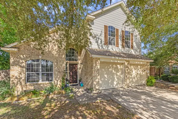 2114 Hidden Meadow St, New Braunfels, TX 78130