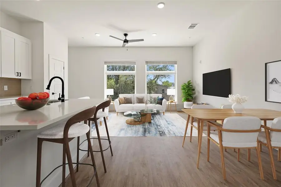 1811 Webberville Rd #1210, Austin, TX 78721 - Image #2