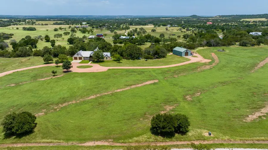 810 Clear Creek Rd, Fredericksburg, TX 78624 - Image #2