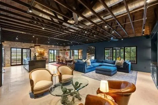 669 El Rancho Cima, Fischer, TX 78623