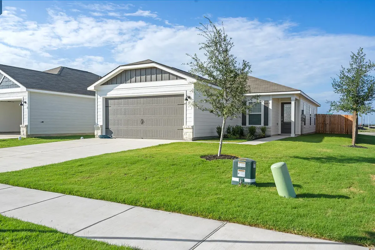 128 Paria Ct, Jarrell, TX 76537 - #1