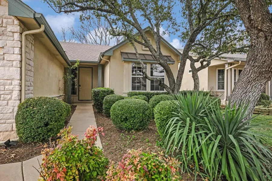 129 Enchanted Dr, Georgetown, TX 78633 - Image #2