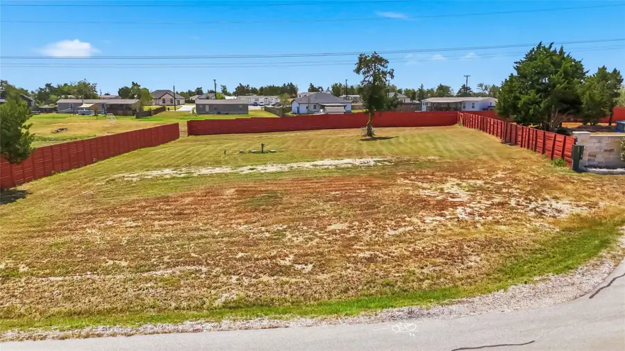 119 Zacate St, Elgin, TX 78621 - #2