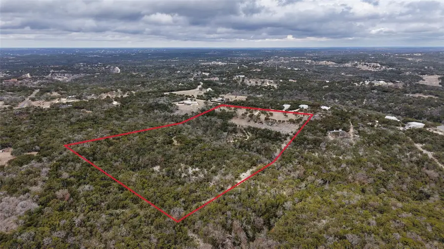 137 Honeycomb Ln, Kerrville, TX 78028 - #2